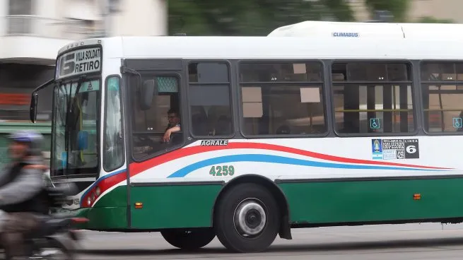 colectivos-pasajeros-transporte-publico